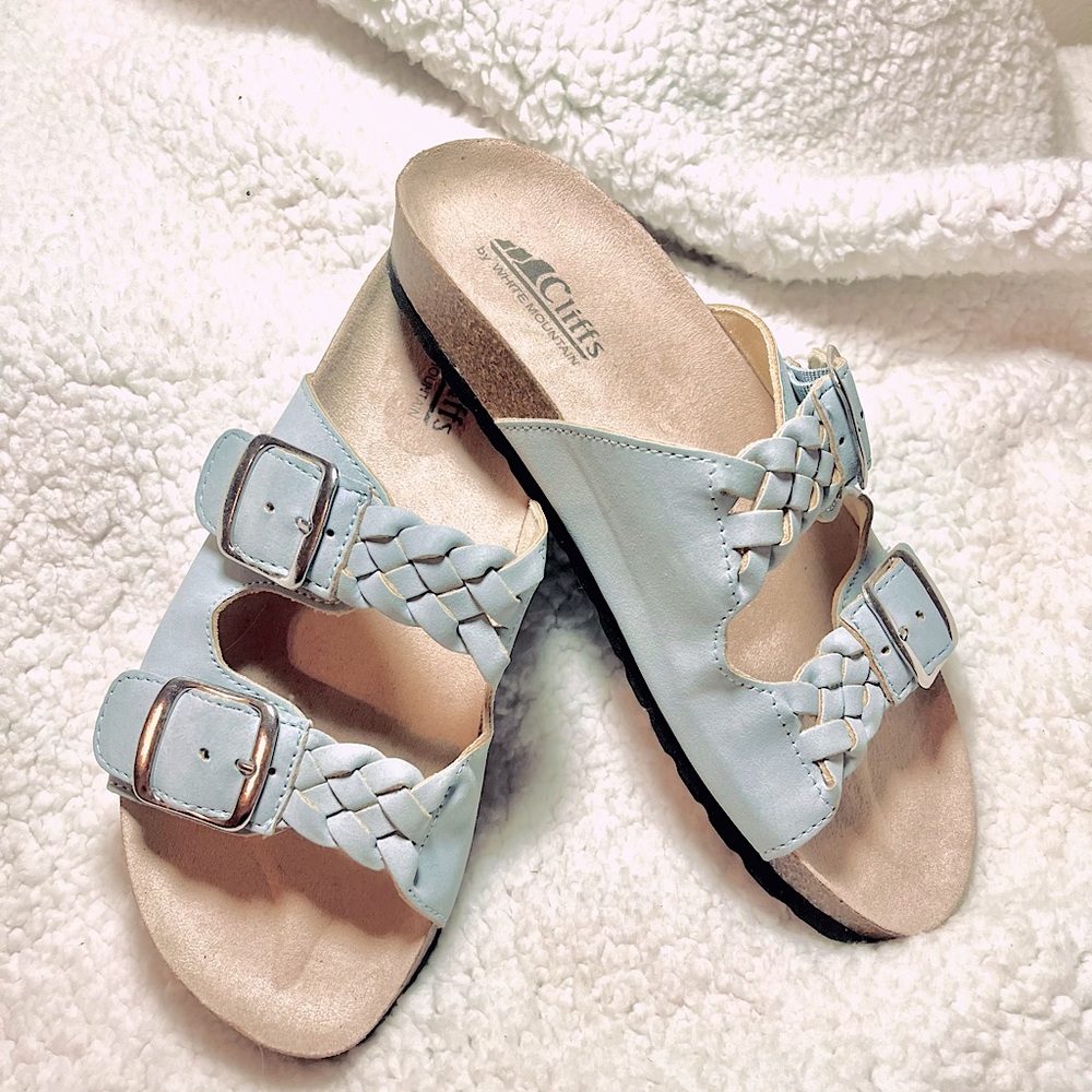 NWOT-Cliffs By White Mountain Sandals